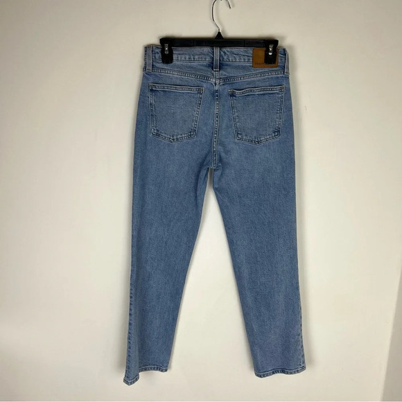 Aritzia Denim Forum The Arlo Lo-Rise Straight Jean Size 28 B36 - Picture 4 of 7